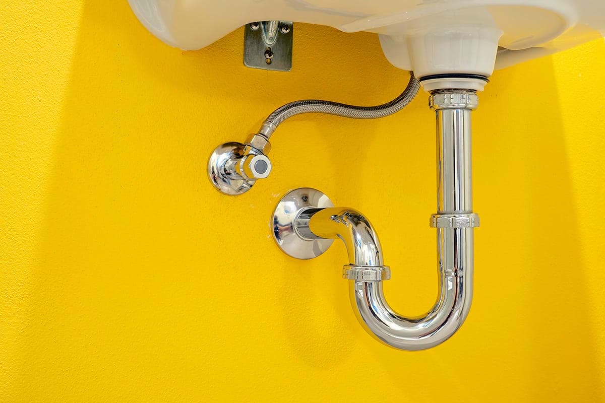 Lavabo gideri açma uygulaması
