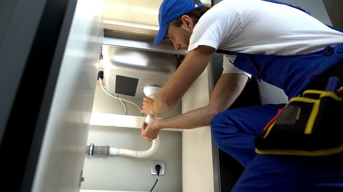 Lavabo gider onarım görseli